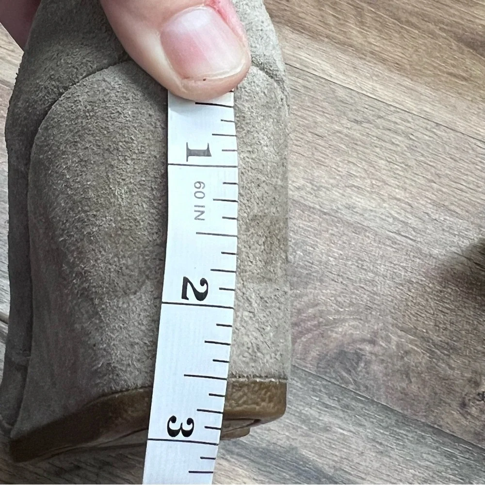 Toms Light Gray Suede Wedge Boots Aztec inside Size 7.5